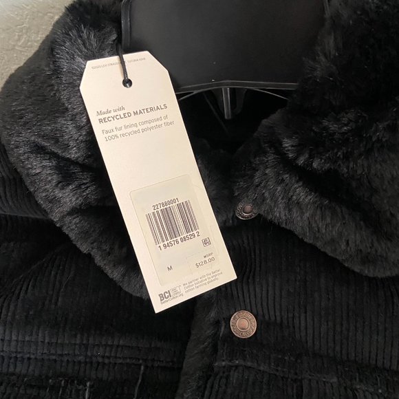 Levi's NWT Heritage Corduroy Sherpa Trucker Jacket in Black w/Black Faux Fur - Picture 7 of 8